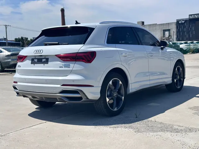 Audi Q3 — Фото автомобиля 5