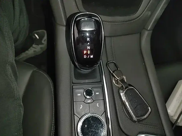 Cadillac XT6 — Фото автомобиля 13