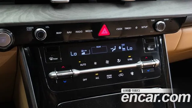 Kia Canival Carnival 4 поколение Бензин 7 мест Noblesse — Фото автомобиля 19