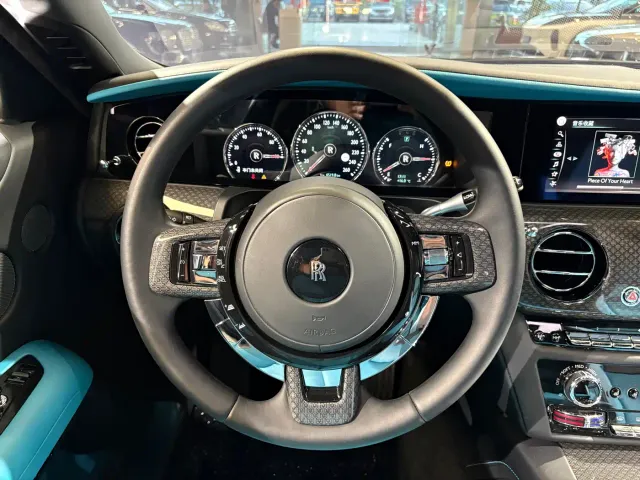 Rolls-Royce Ghost — Фото автомобиля 14