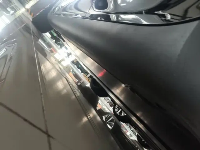 Tesla Model Y — Фото автомобиля 21