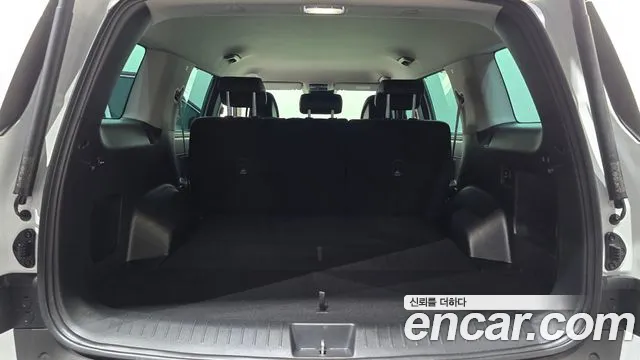 Hyundai Santafe Santa Fe (MX5) Бензин 2.5T 2WD — Фото автомобиля 29