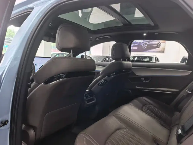 BYD Han — Фото автомобиля 13