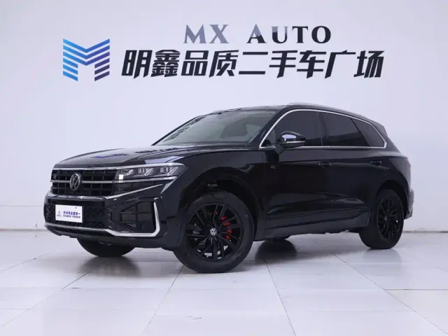 Volkswagen Touareg — Фото автомобиля 2