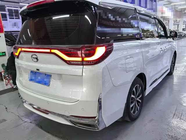 GAC Trumpchi M8 — Фото автомобиля 6