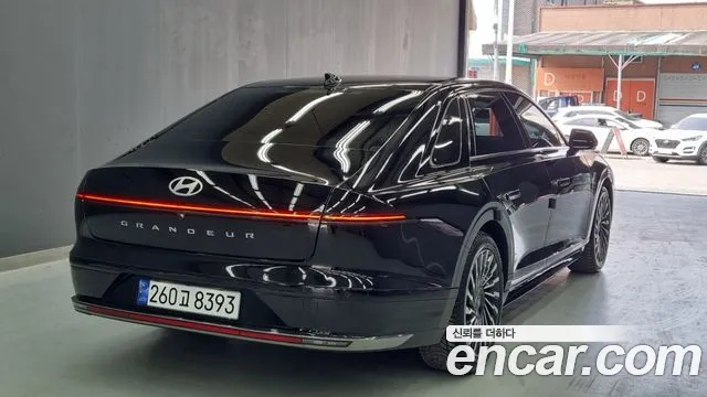 Hyundai Grandeur — Фото автомобиля 2