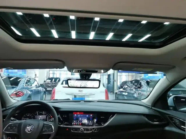 Buick Regal — Фото автомобиля 17