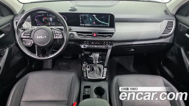 Kia Seltos — Фото автомобиля 7