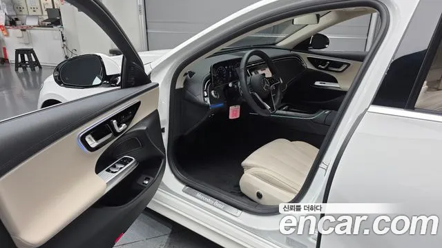 Mercedes-Benz E-Class W214 — Фото автомобиля 10
