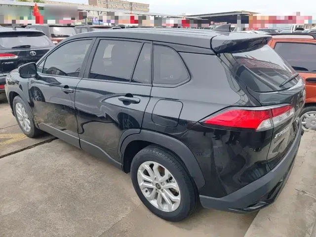 Toyota Frontlander — Фото автомобиля 4