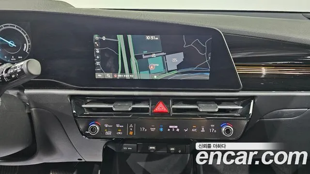 Kia Niro New — Фото автомобиля 19