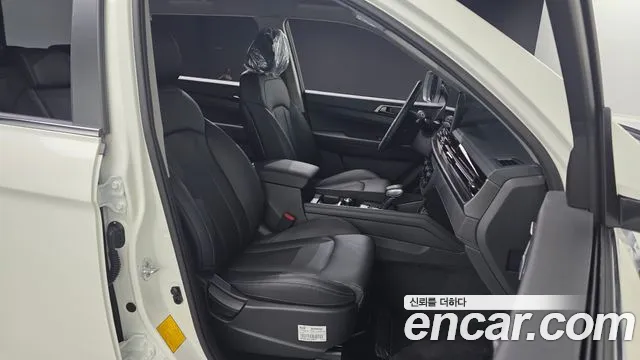 KG_Mobility_Ssangyong Musso Musso (Q300) Дизель 2.2 4WD — Фото автомобиля 26