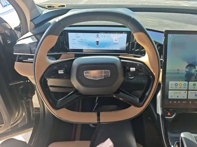 Geely Boyue L — Фото автомобиля 10
