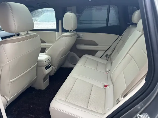 Toyota BoZhi 3X — Фото автомобиля 5