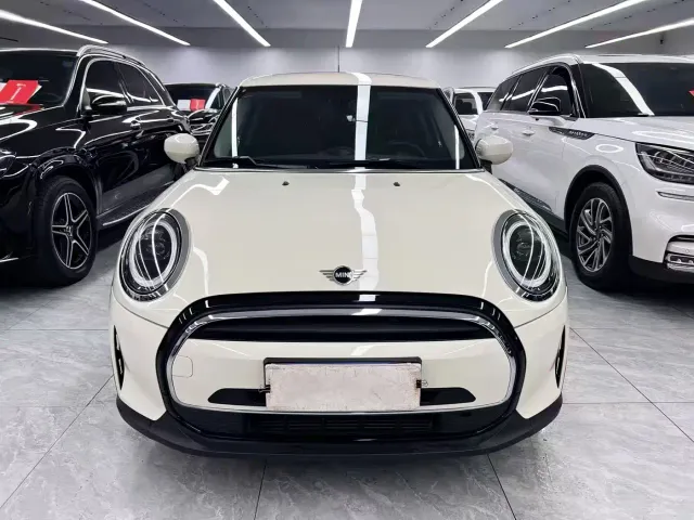 MINI Hatch — Фото автомобиля 2