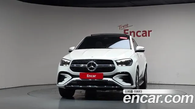 Mercedes-Benz GLE-Class — Фото автомобиля 3