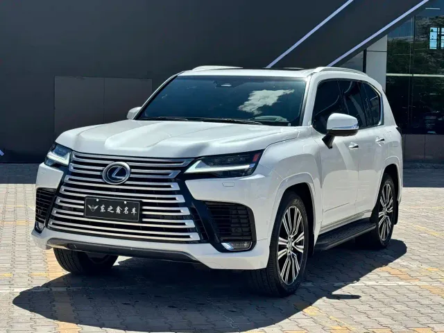 Lexus LX — Фото автомобиля 7