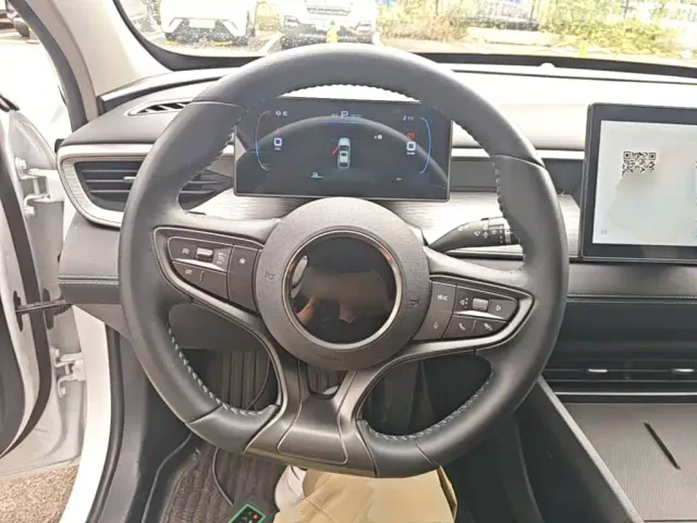 BYD Seal 05 DM-i — Фото автомобиля 10