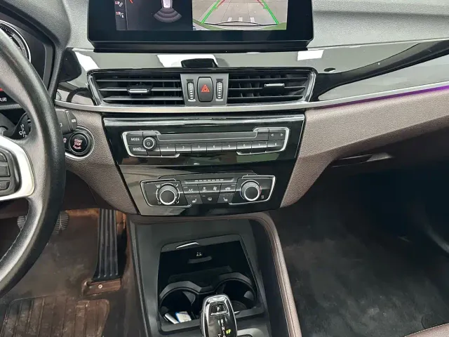 BMW X1 — Фото автомобиля 14