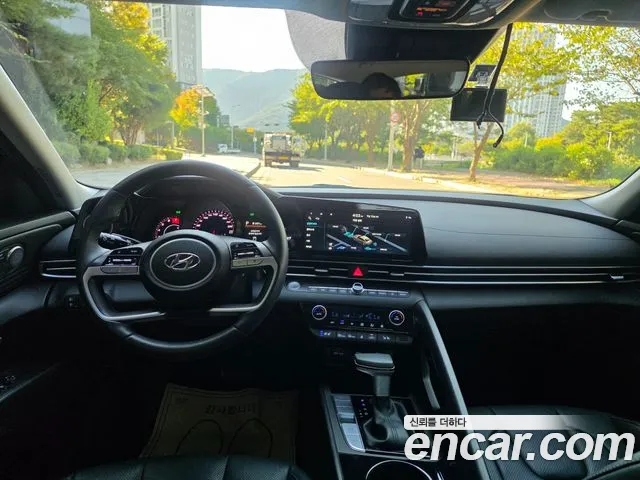 Hyundai Avante CN7 — Фото автомобиля 8