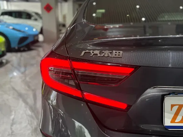 Honda Accord — Фото автомобиля 27