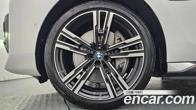 BMW 7-Series 7 серия (G70) — Фото автомобиля 5