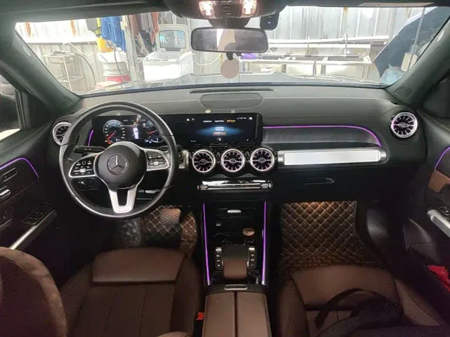 Mercedes-Benz GLB-Class — Фото автомобиля 9