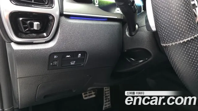 Kia Sorento Sorento 4-е поколение Дизель 2.2 2WD — Фото автомобиля 27