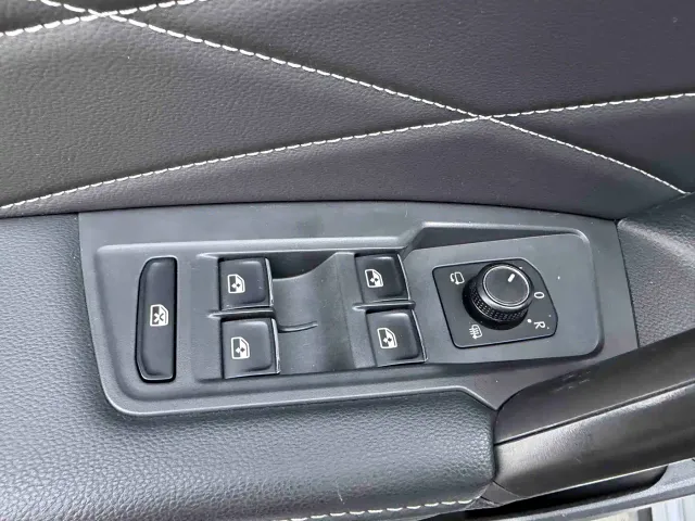 Volkswagen Tiguan L — Фото автомобиля 15