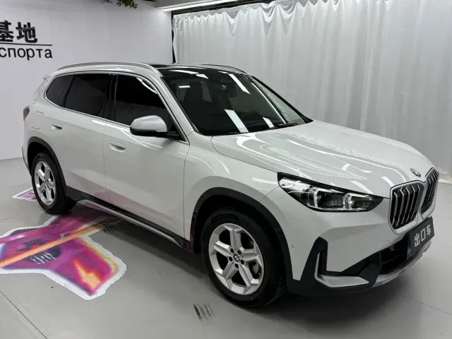 BMW X1 — Фото автомобиля 3