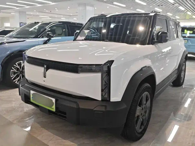 Фотография автомобиля — iCAR 03