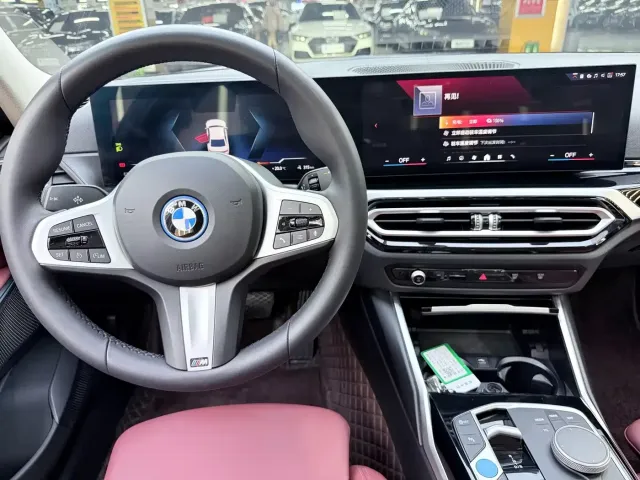 BMW BMW i3 2024 eDrive 35 L — Фото автомобиля 16