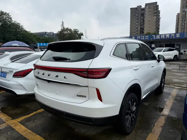 Haval H6 — Фото автомобиля 15