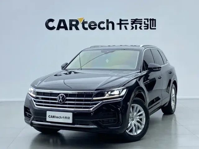 Volkswagen Touareg — Фото автомобиля 11