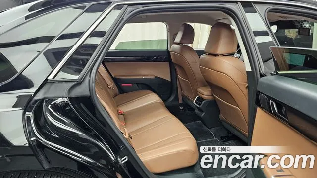 Hyundai Grandeur GN7 — Фото автомобиля 17