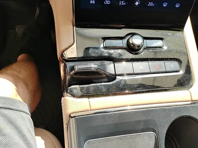 NIO NIO ES8 2020 580KM 6-Seater — Фото автомобиля 13