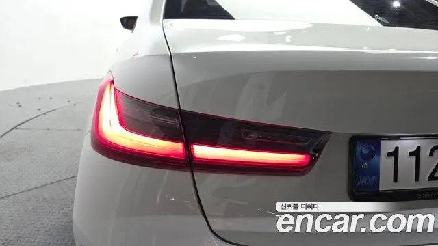 BMW 3-Series 3 серия (G20) 320i M Sport — Фото автомобиля 19