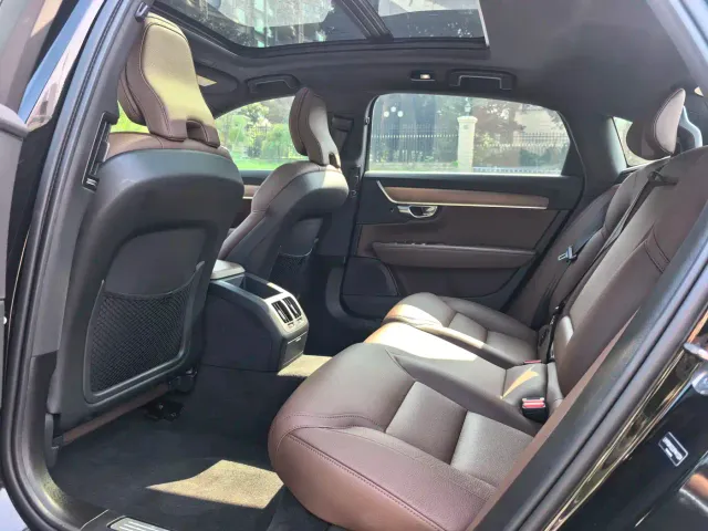 Volvo S90 — Фото автомобиля 12