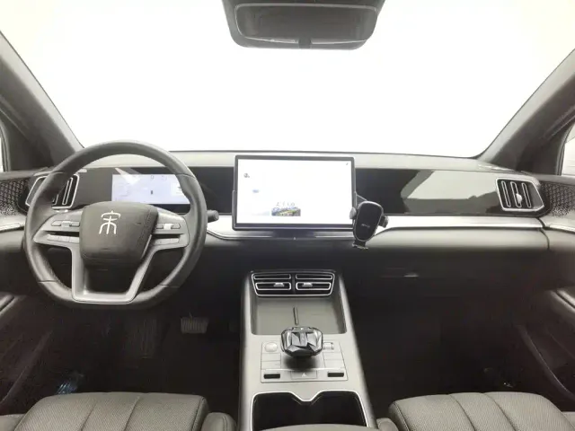 BYD Song Pro New Energy 2025 2nd Generation Smart Drive Edition DM-i 75KM Leading Type — Фото автомобиля 5