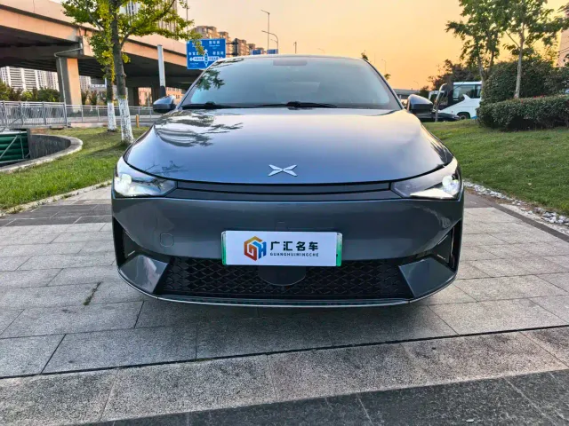 Xpeng P5 — Фото автомобиля 2