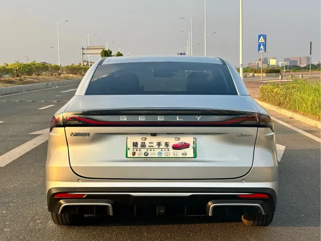 Geely Galaxy L6 — Фото автомобиля 8