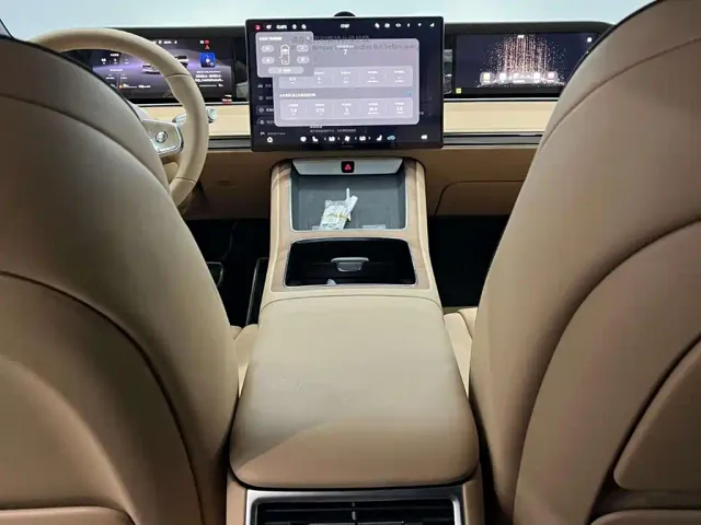 Stelato S9T — Фото автомобиля 12