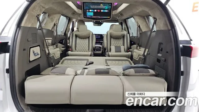 Kia Canival Carnival 4 поколение Бензин 9 мест Hi-Limousine(Спецкузов) — Фото автомобиля 19