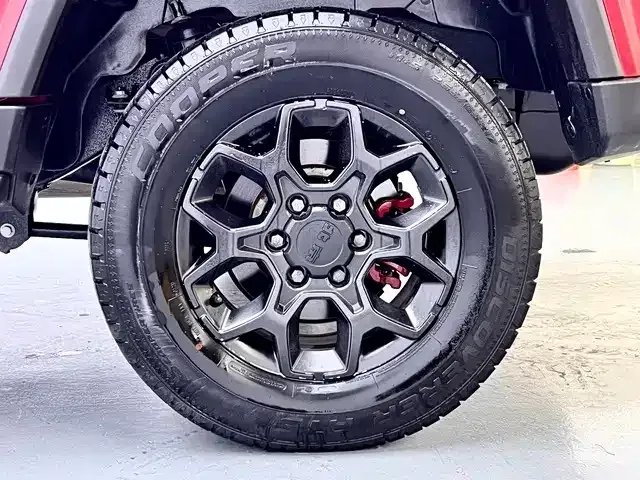 BAIC ORV Beijing Offroad BJ40 2021 2.3T Auto 4WD Blade Hero Supreme Edition — Фото автомобиля 13
