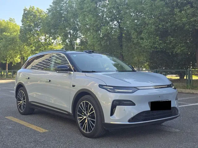 Leapmotor C11 — Фото автомобиля 3