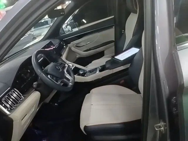 BYD Song PLUS — Фото автомобиля 14