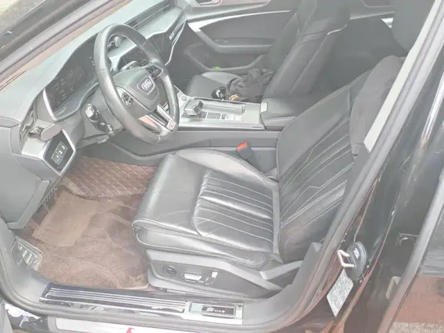 Audi A6L — Фото автомобиля 9