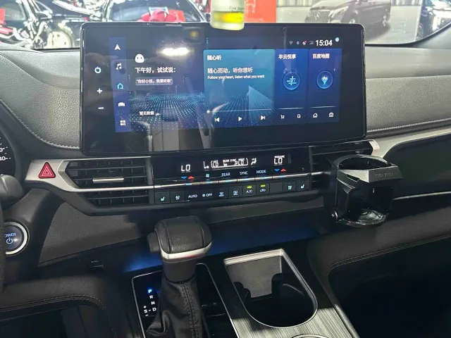 Toyota Sienna — Фото автомобиля 13