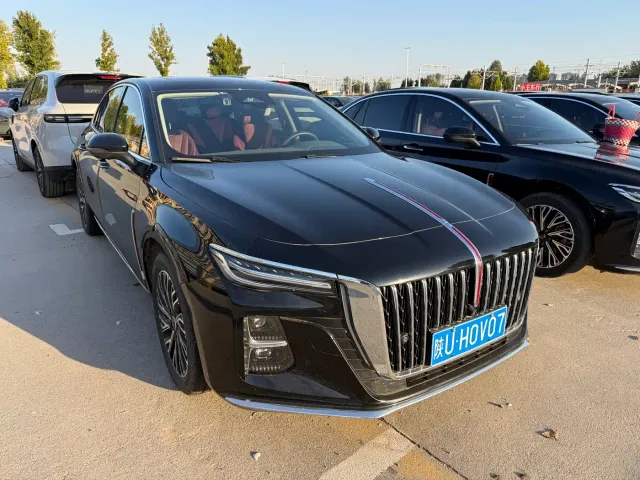 Hongqi H5 — Фото автомобиля 3
