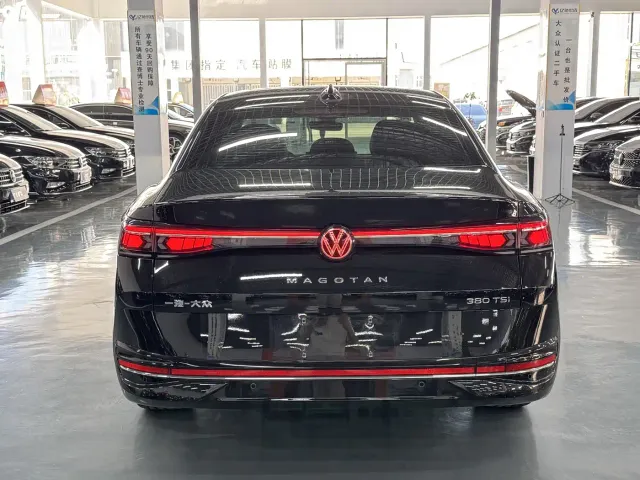 Volkswagen Magotan — Фото автомобиля 8